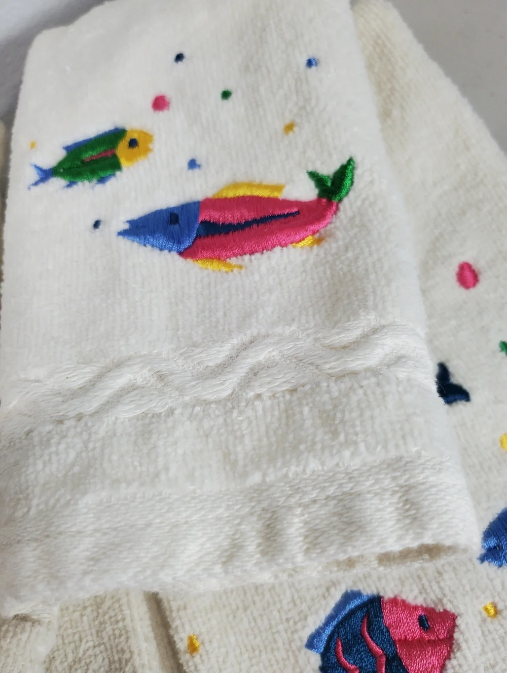 Martha Stewart Everyday Y2K Bathroom Towel Set Of 4 Fish Tropical Vintage White